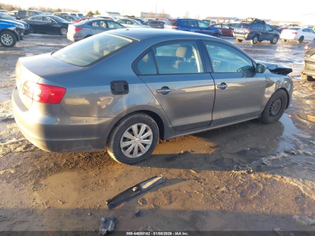 Volkswagen Jetta 2.0l S Image 4