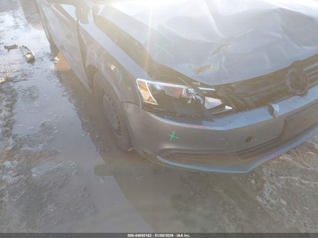 Volkswagen Jetta 2.0l S Image 6