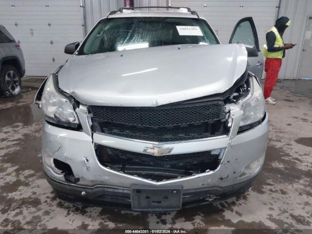 Chevrolet Traverse Ls Image 16