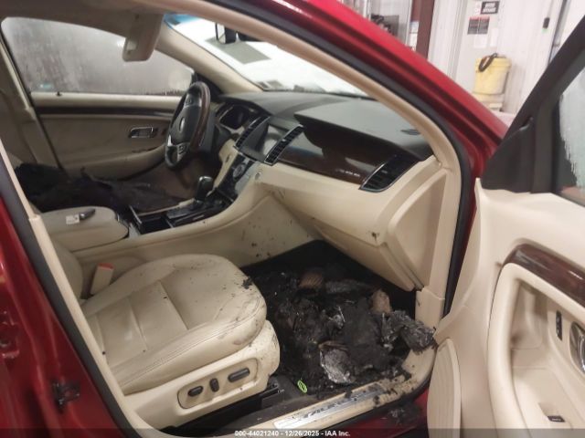 Ford Taurus Limited Image 9