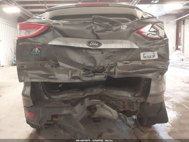 Ford Escape Titanium Image 5