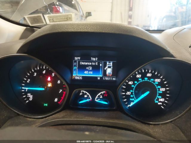 Ford Escape Titanium Image 4