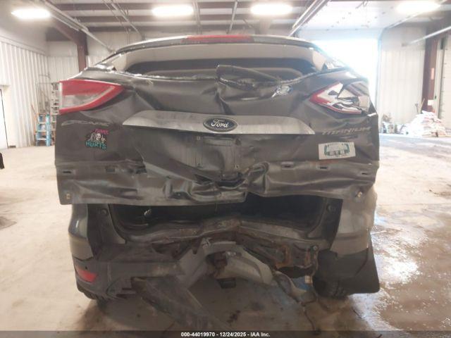 Ford Escape Titanium Image 15