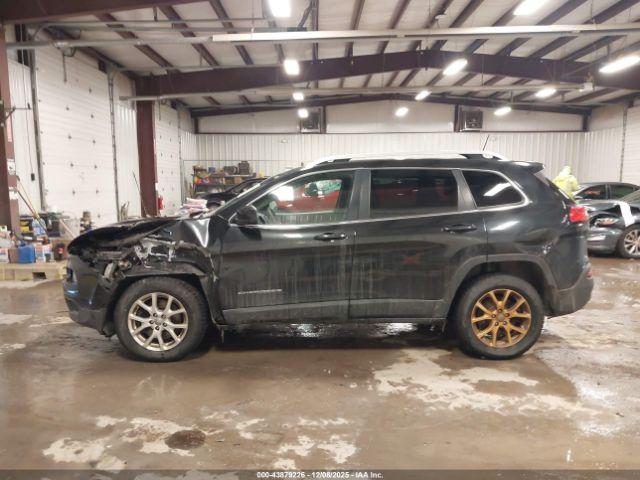 Jeep Cherokee Latitude Image 2