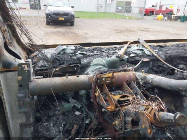 Ford Transit Image 8