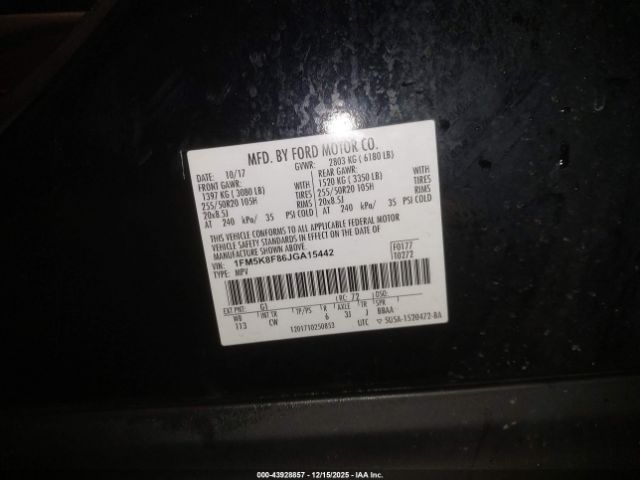 Ford Explorer Limited Image 16